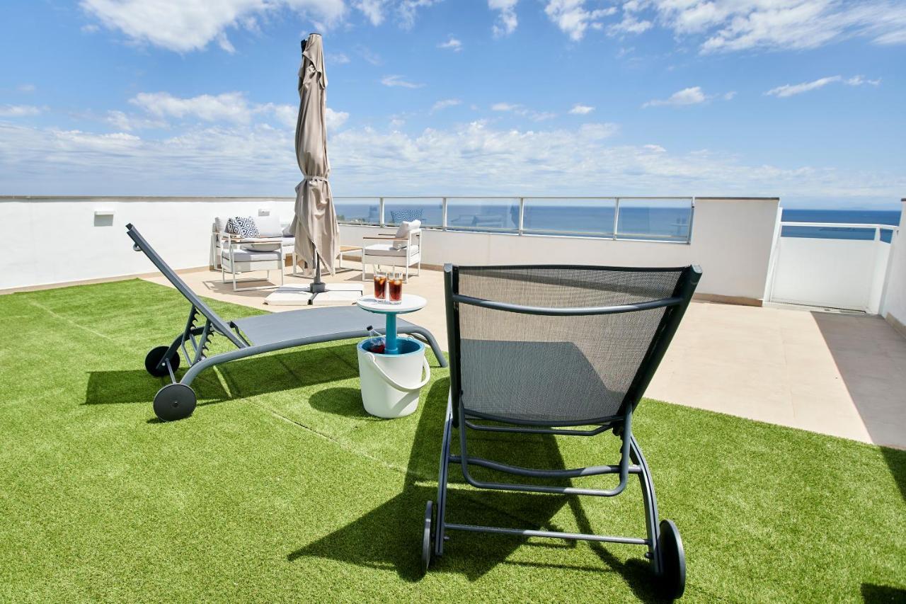 Penthouse With Stunning View And Rooftop Terrace Manilva Eksteriør bilde