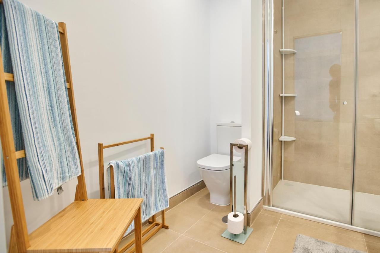 Penthouse With Stunning View And Rooftop Terrace Manilva Eksteriør bilde