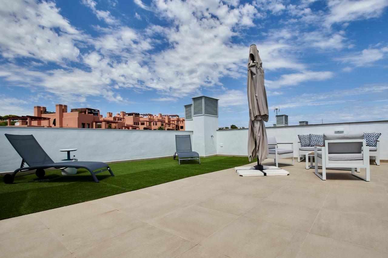 Penthouse With Stunning View And Rooftop Terrace Manilva Eksteriør bilde
